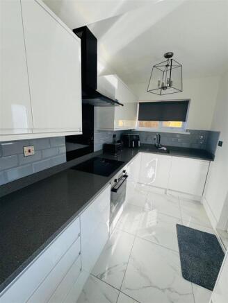 Breakfasting Kitchen