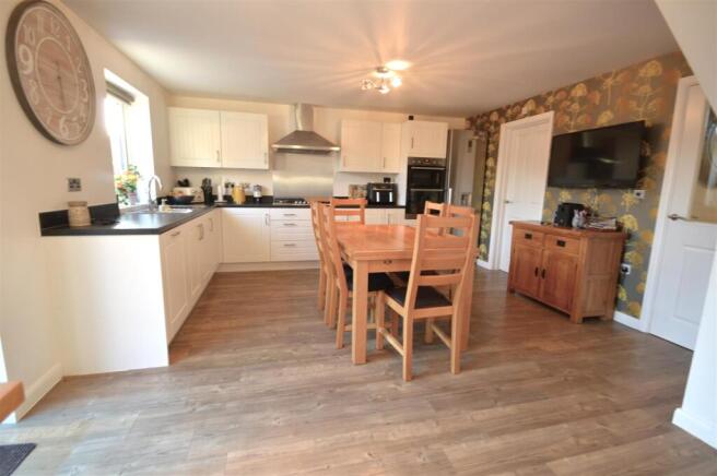 kitchen/family room
