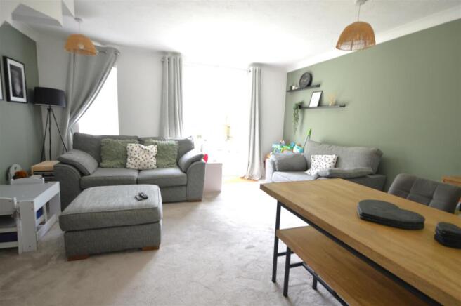 living/dining room