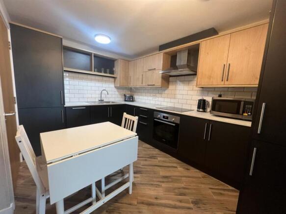 WhatsApp Image 2024-02-05 at 13.46.11 (1).jpeg