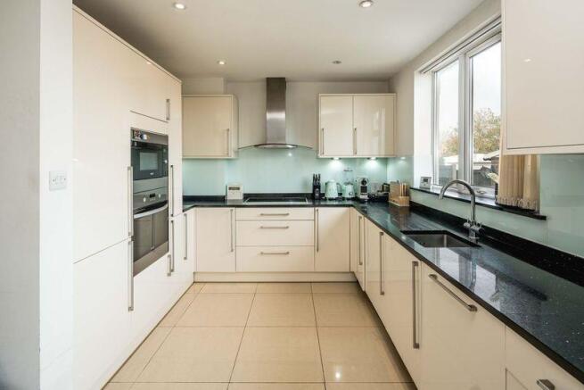 kitchen.jpeg