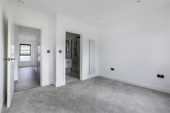 master bedroom.jpeg