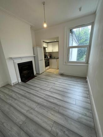 Kitchen/living room