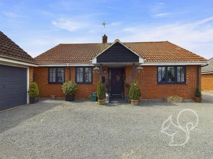 Spruce Close, West Mersea,