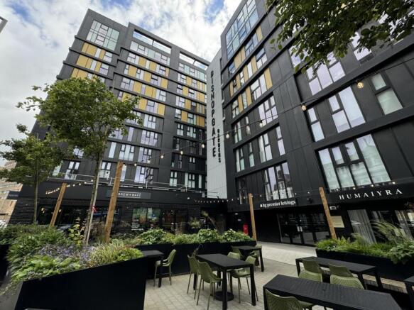 Bishopgate Gardens f