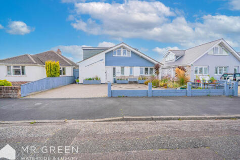 Thornbury Road, Hengistbury Head, Southbourne, BH6 4HT