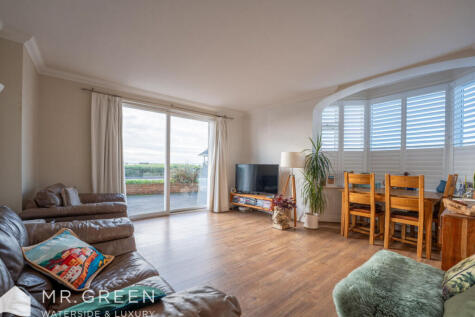 Southwood Avenue, Southbourne, Bournemouth, BH6 3QB