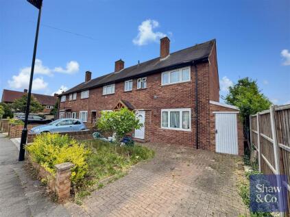 Sparrow Farm Drive, Feltham