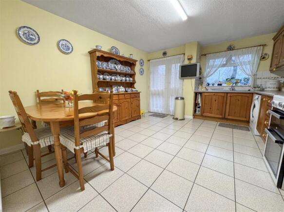 Kitchen.jpeg