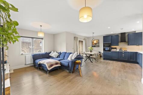 Worton Road, Isleworth