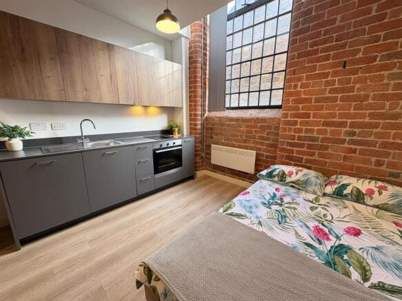 WhatsApp Image 2026-02-03 at 15.00.17 (9).jpeg