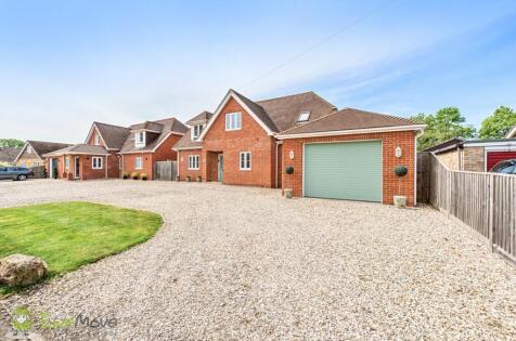 Newtown, Tadley, Hampshire, RG26
