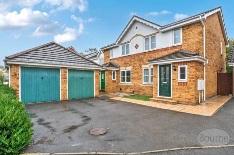 Stirling Close, Ash Vale, Surrey, GU12