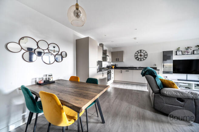 561c2f56-280f-477...