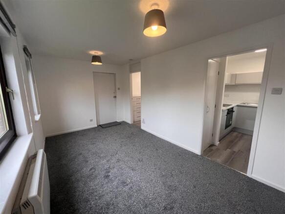 LIVING AND SLEEPING AREA