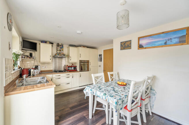 1334303-6-6894d49...