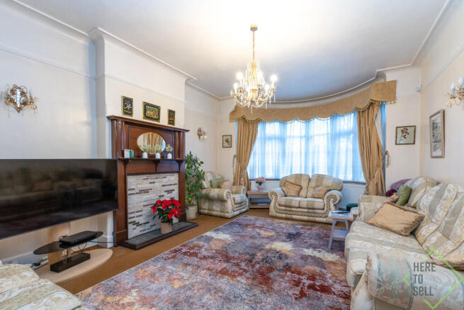 Waterfall Road, London, N11-4 (1)