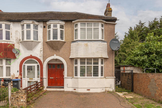 1 Northumberland Gardens, EDMONTON, N9 9LN-35