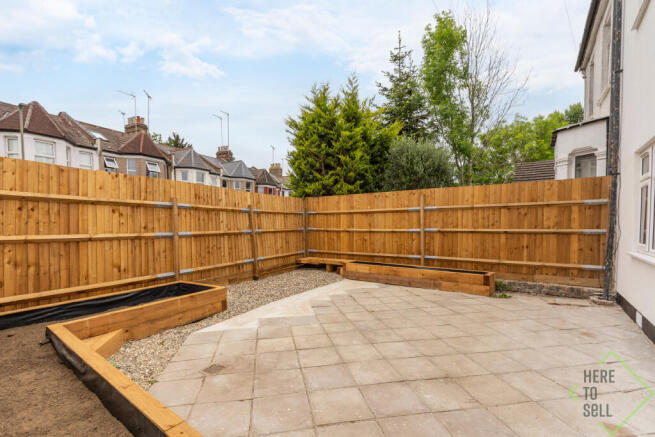 Pembroke Road, London , N10 2HT-25 (13)