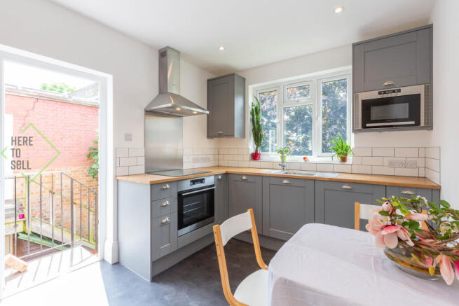 47b Parkland Road, N22 6SU-9