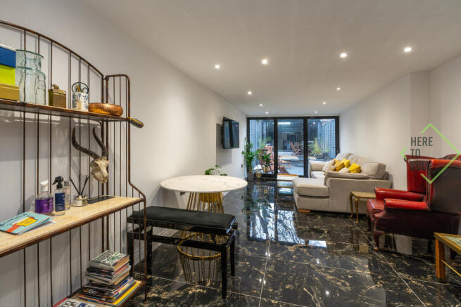 27 Lodge Lane N12 8JG-21