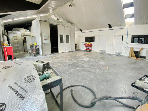 Photo 3