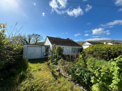 Machynlleth - 2 bedroom detached bungalow for sale
