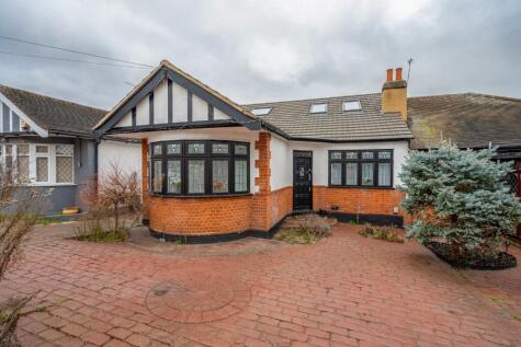 Kensington Drive, Woodford Green, Essex, IG8