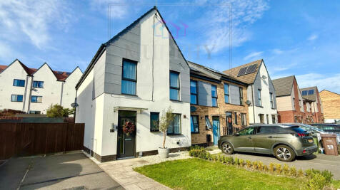 Curlew View, South Elmsall, Pontefract, West Yorkshire