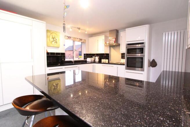 Fitted Kitchen