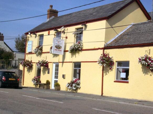 Restaurant for sale in The Fox & Hounds, Bancyfelin, Carmarthen SA33 ...