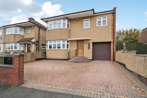 Woodleigh Gardens, Whitchurch