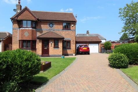 Austin Close, Leyland, Lancashire, PR25