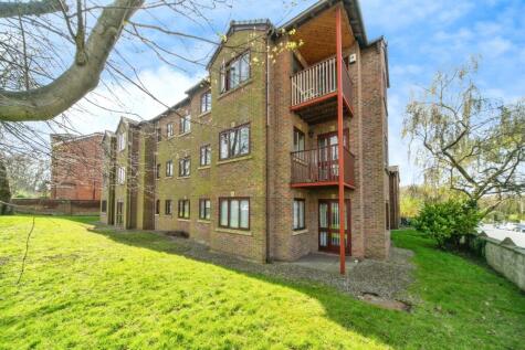 Croft Avenue East, Wirral, Merseyside, CH62