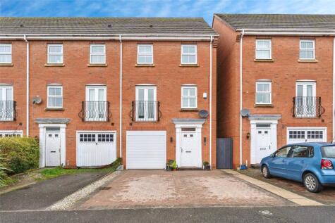 Reins Croft, Neston, Cheshire, CH64