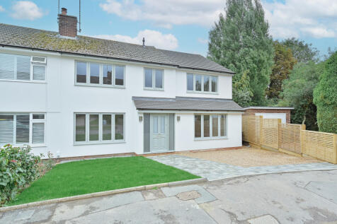 Wroxham Way, HARPENDEN, AL5