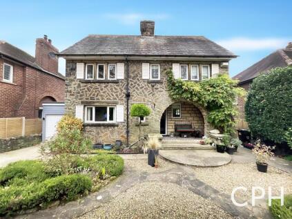 Hillcrest Avenue, Scarborough, YO12