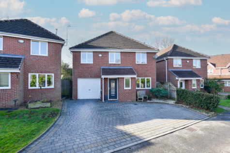 Cheddington Close, Cheadle Hulme