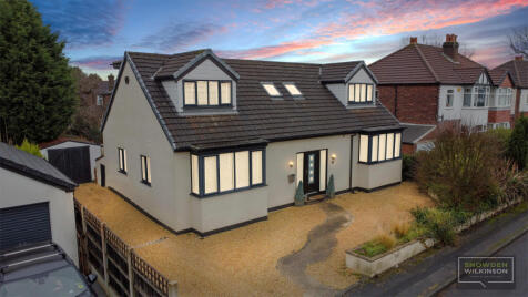 Hulme Hall Crescent, Cheadle Hulme