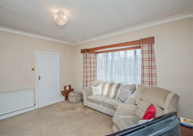 Living Room: