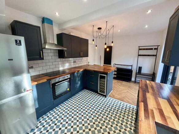 Fitted Dining Kitchen: