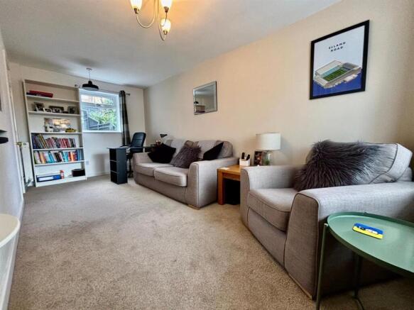 Living Room: