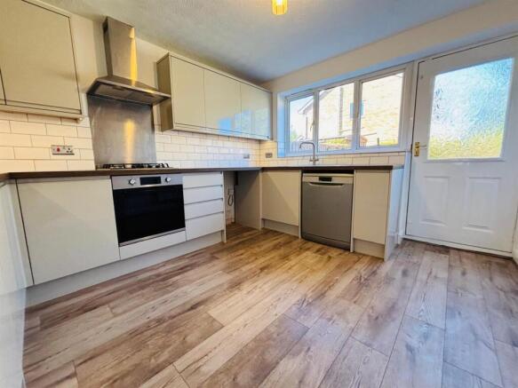 Fitted Kitchen: