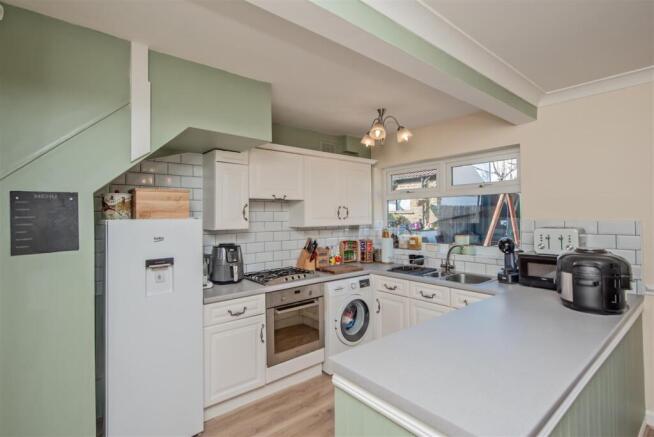 Fitted Dining Kitchen: