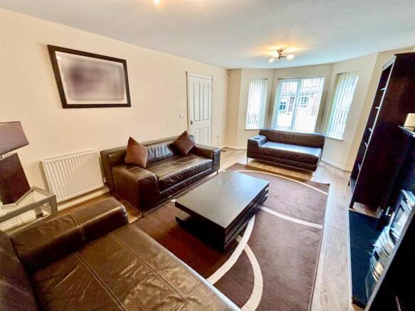Living Room: