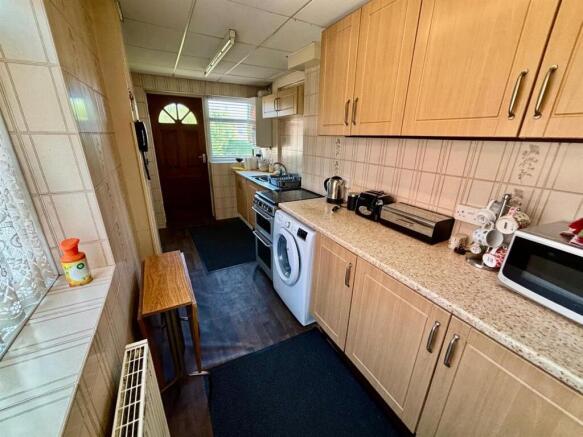 Fitted Kitchen: