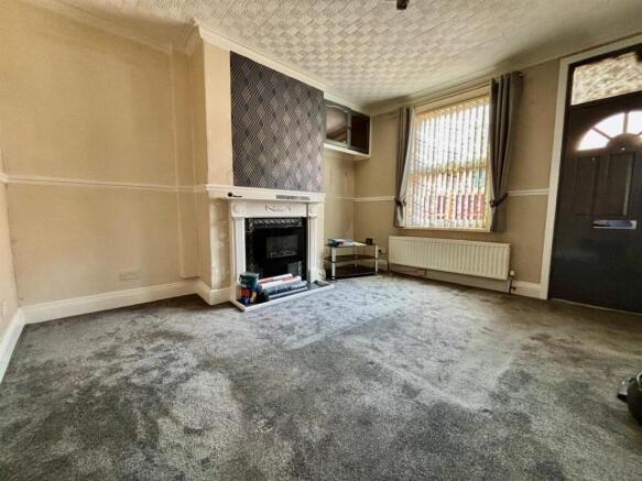 Living Room: