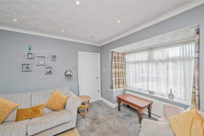 Living Room: