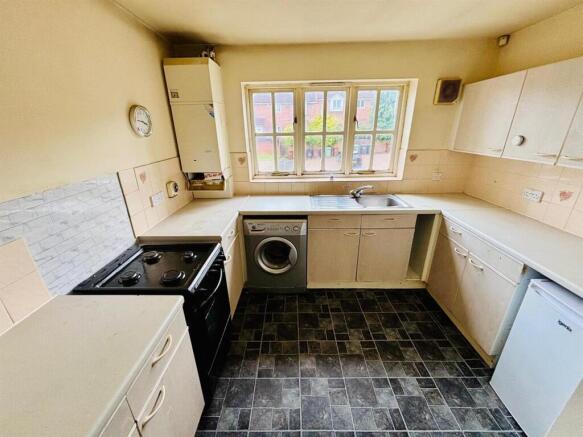 Fitted Kitchen:
