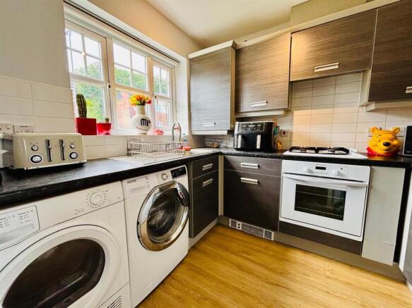 Fitted Kitchen: